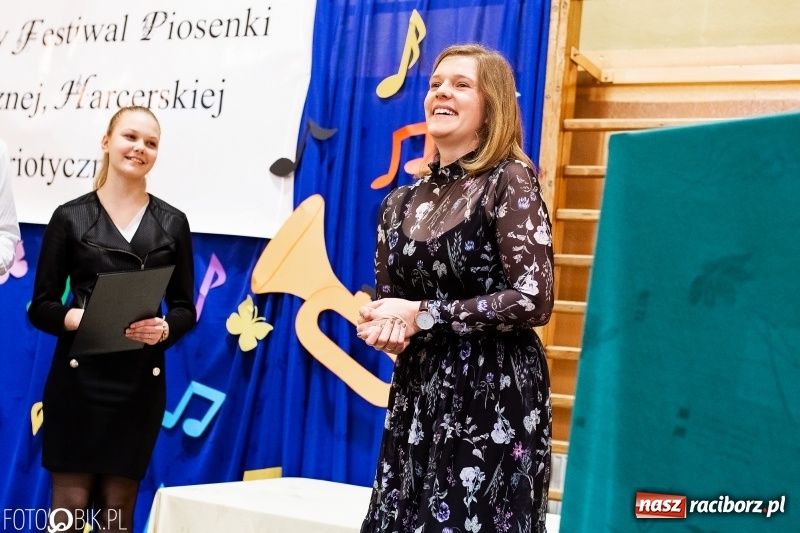 Zdjęcie w galerii na portalu naszraciborz.pl: II Powiatowy Festiwal Piosenki Turystycznej, Harcerskiej i Patriotycznej w Krzanowicach wiadomości z regionu