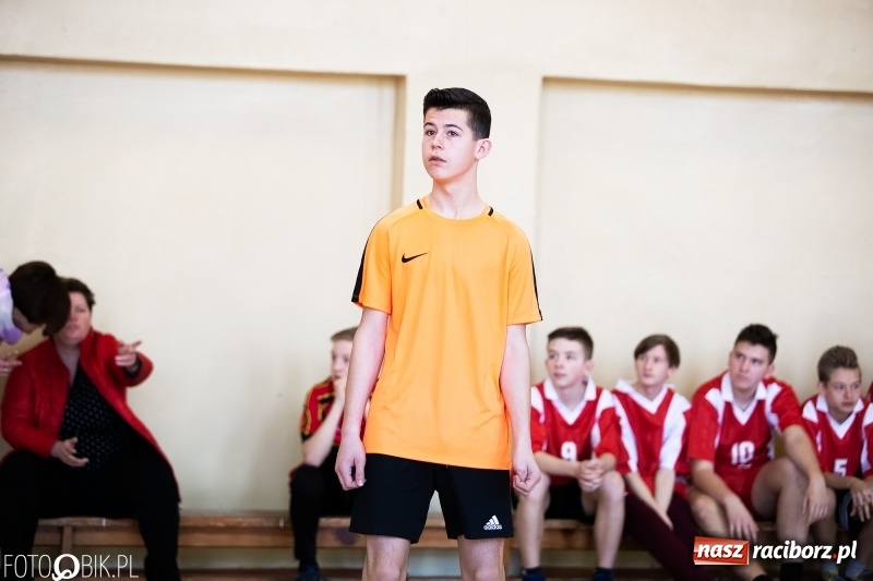 Zdjęcie w galerii na portalu naszraciborz.pl: Finały miejskie w siatkówce chłopców za nami wiadomości z regionu