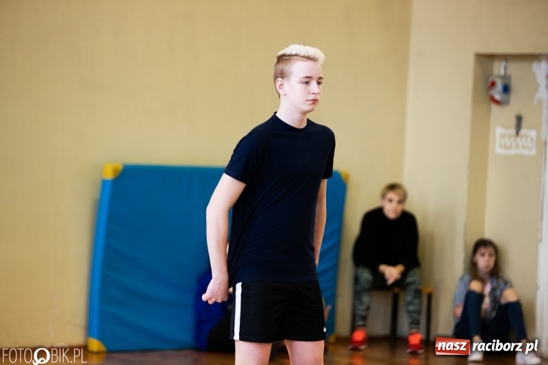 Zdjęcie w galerii na portalu naszraciborz.pl: Finały miejskie w siatkówce chłopców za nami wiadomości z regionu