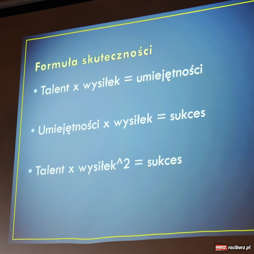 Zdjęcie w galerii na portalu naszraciborz.pl: Święto liczb niewymiernych w ZSO numer 1 wiadomości z regionu