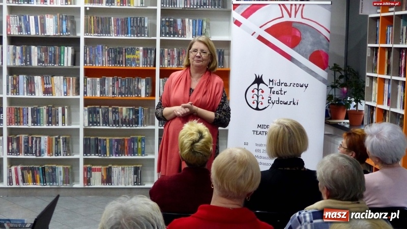 Zdjęcie w galerii na portalu naszraciborz.pl: Huczne 5. urodziny Klubu Przyjaciół Biblioteki na Ostrogu wiadomości z regionu