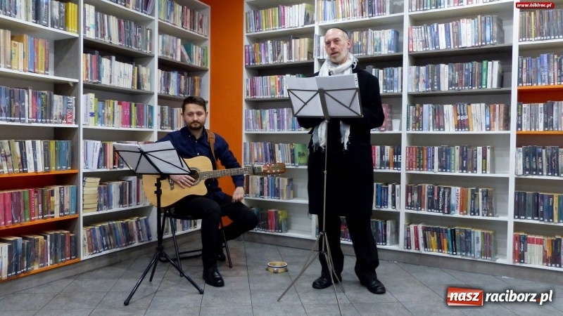 Zdjęcie w galerii na portalu naszraciborz.pl: Huczne 5. urodziny Klubu Przyjaciół Biblioteki na Ostrogu wiadomości z regionu