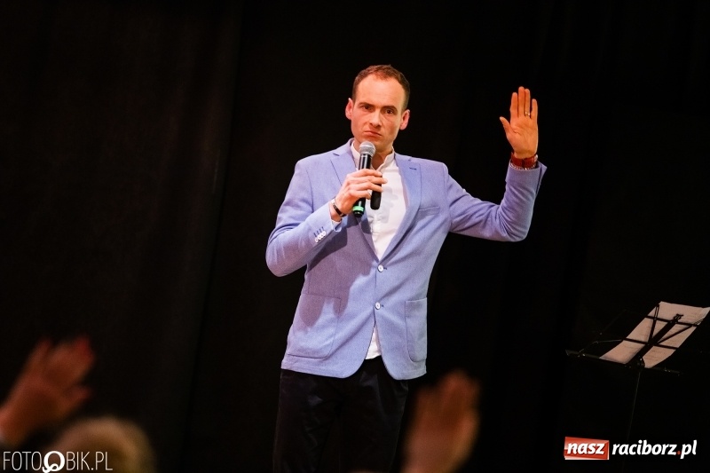 Zdjęcie w galerii na portalu naszraciborz.pl: Era Nowych Kobiet by Joanna Przetakiewicz na Zamku Piastowskim wiadomości z regionu