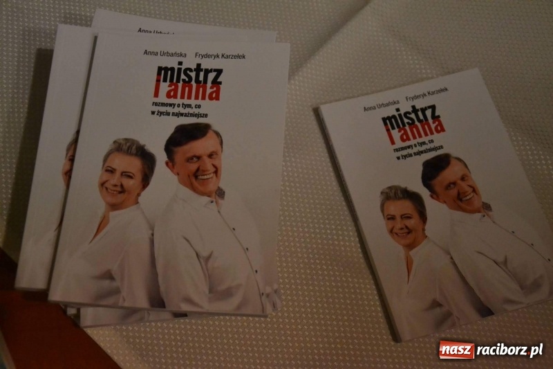 Zdjęcie w galerii na portalu naszraciborz.pl: Era Nowych Kobiet by Joanna Przetakiewicz na Zamku Piastowskim wiadomości z regionu