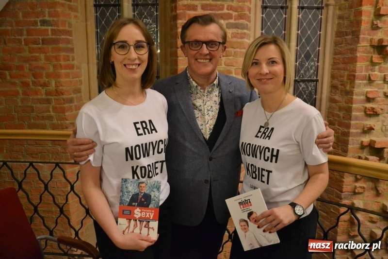 Zdjęcie w galerii na portalu naszraciborz.pl: Era Nowych Kobiet by Joanna Przetakiewicz na Zamku Piastowskim wiadomości z regionu