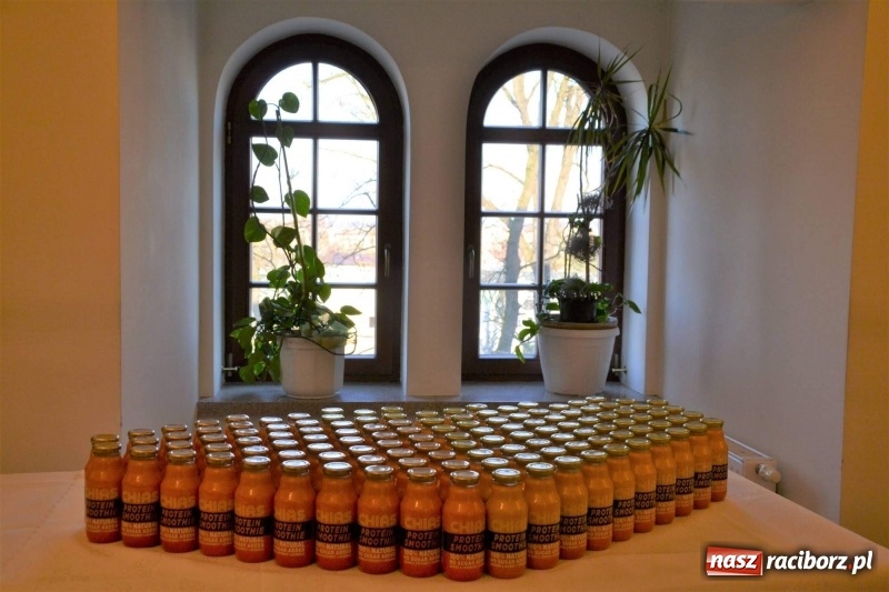 Zdjęcie w galerii na portalu naszraciborz.pl: Era Nowych Kobiet by Joanna Przetakiewicz na Zamku Piastowskim wiadomości z regionu