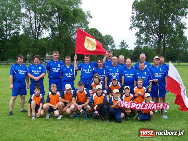 Zdjęcie w galerii na portalu naszraciborz.pl: Schlagball Team wrócił z tarczą wiadomości z regionu