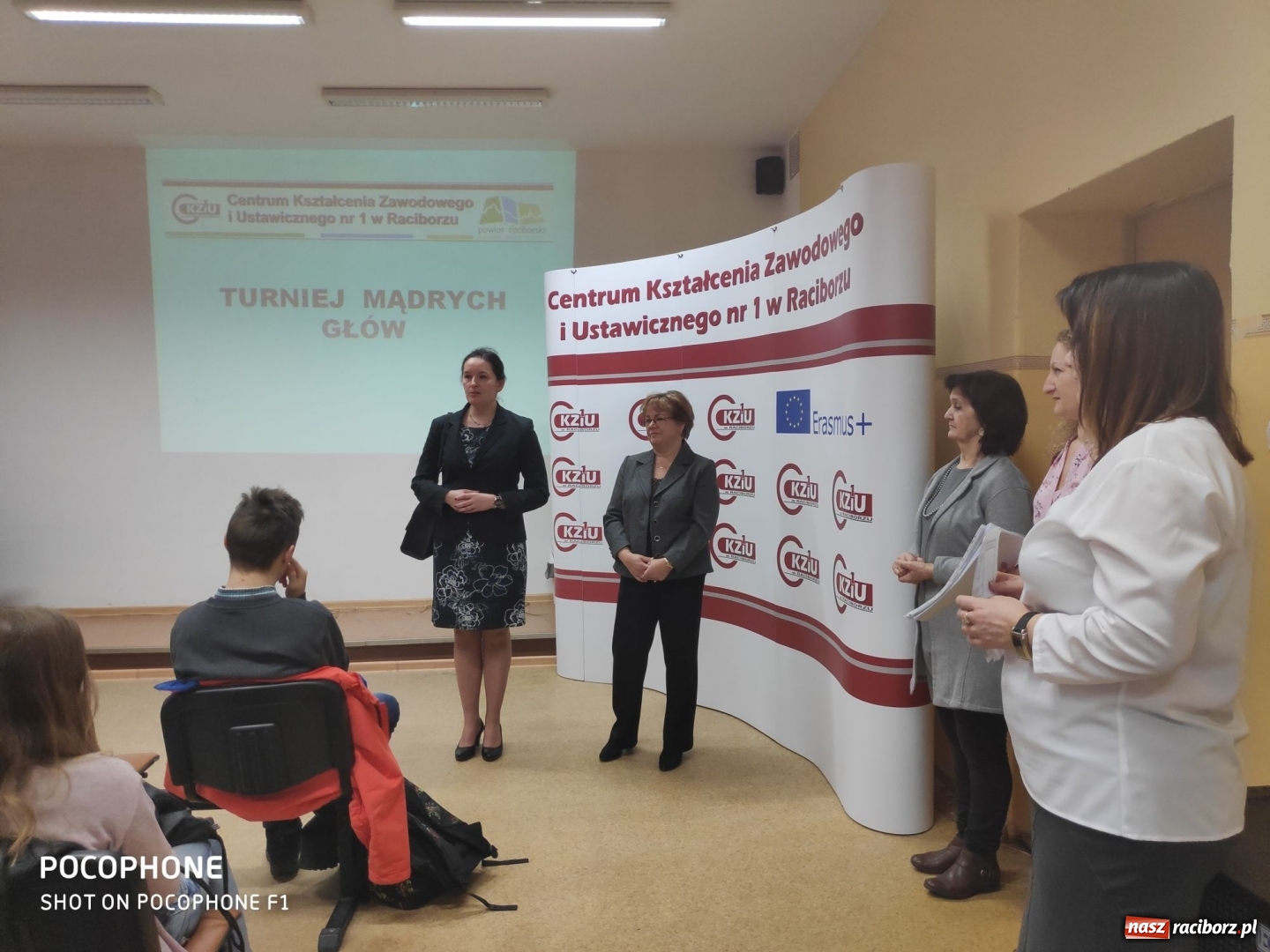 Zdjęcie w galerii na portalu naszraciborz.pl: Mądre Głowy spotkały się w CKZiU nr 1 w Raciborzu wiadomości z regionu