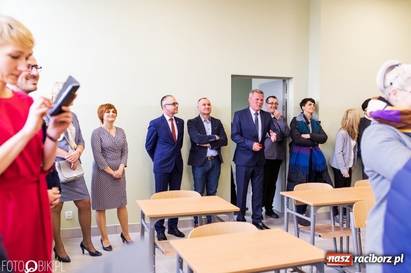 Zdjęcie w galerii na portalu naszraciborz.pl: Siedem kolejnych pracowni do nauki zawodu wiadomości z regionu