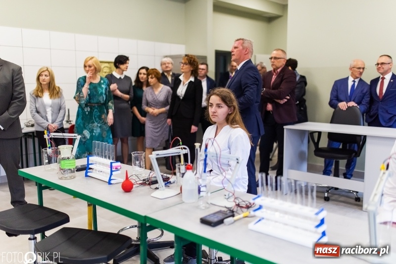 Zdjęcie w galerii na portalu naszraciborz.pl: Siedem kolejnych pracowni do nauki zawodu wiadomości z regionu