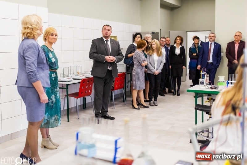 Zdjęcie w galerii na portalu naszraciborz.pl: Siedem kolejnych pracowni do nauki zawodu wiadomości z regionu