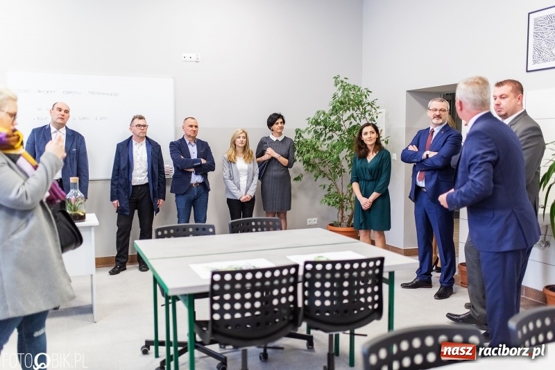 Zdjęcie w galerii na portalu naszraciborz.pl: Siedem kolejnych pracowni do nauki zawodu wiadomości z regionu