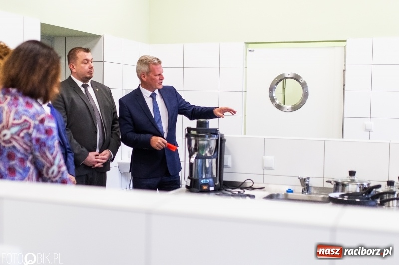 Zdjęcie w galerii na portalu naszraciborz.pl: Siedem kolejnych pracowni do nauki zawodu wiadomości z regionu