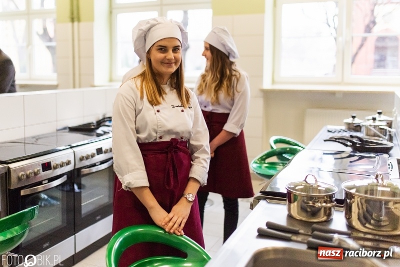 Zdjęcie w galerii na portalu naszraciborz.pl: Siedem kolejnych pracowni do nauki zawodu wiadomości z regionu