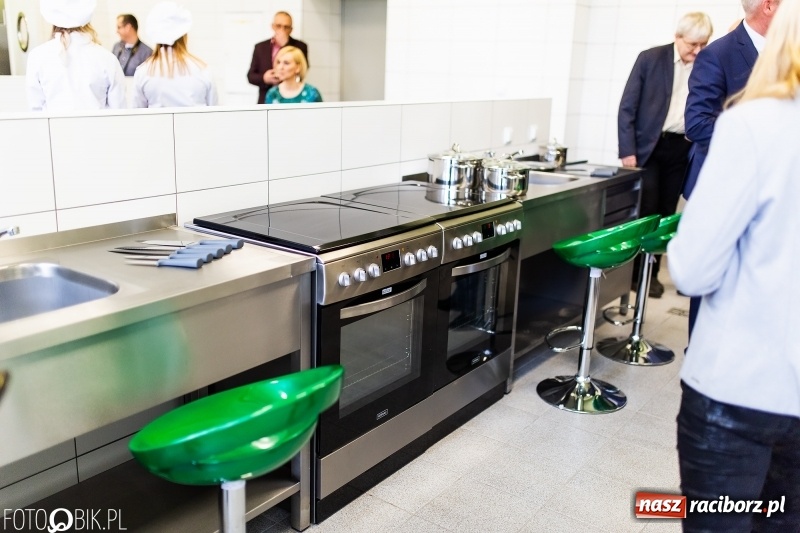 Zdjęcie w galerii na portalu naszraciborz.pl: Siedem kolejnych pracowni do nauki zawodu wiadomości z regionu