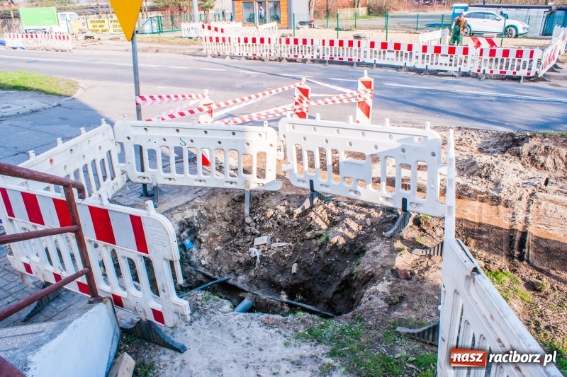 Zdjęcie w galerii na portalu naszraciborz.pl: Uwaga kierowcy! Ruszył remont ulicy Łąkowej i Kościuszki [FOTO i WIDEO] wiadomości z regionu