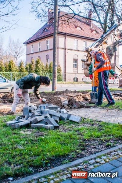 Zdjęcie w galerii na portalu naszraciborz.pl: Uwaga kierowcy! Ruszył remont ulicy Łąkowej i Kościuszki [FOTO i WIDEO] wiadomości z regionu