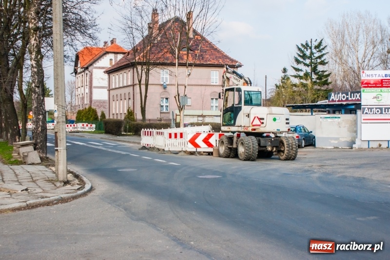 Zdjęcie w galerii na portalu naszraciborz.pl: Uwaga kierowcy! Ruszył remont ulicy Łąkowej i Kościuszki [FOTO i WIDEO] wiadomości z regionu