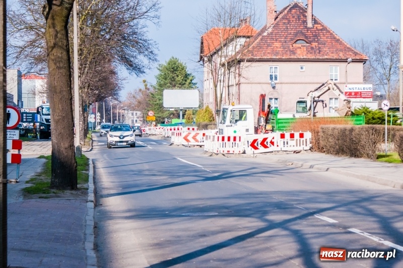 Zdjęcie w galerii na portalu naszraciborz.pl: Uwaga kierowcy! Ruszył remont ulicy Łąkowej i Kościuszki [FOTO i WIDEO] wiadomości z regionu