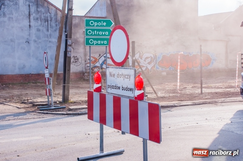 Zdjęcie w galerii na portalu naszraciborz.pl: Uwaga kierowcy! Ruszył remont ulicy Łąkowej i Kościuszki [FOTO i WIDEO] wiadomości z regionu