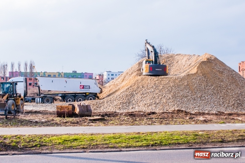 Zdjęcie w galerii na portalu naszraciborz.pl: Uwaga kierowcy! Ruszył remont ulicy Łąkowej i Kościuszki [FOTO i WIDEO] wiadomości z regionu
