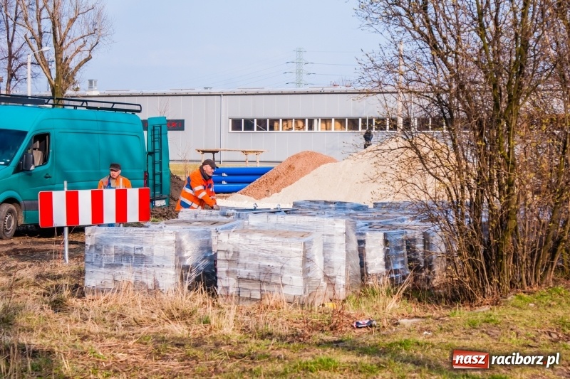Zdjęcie w galerii na portalu naszraciborz.pl: Uwaga kierowcy! Ruszył remont ulicy Łąkowej i Kościuszki [FOTO i WIDEO] wiadomości z regionu