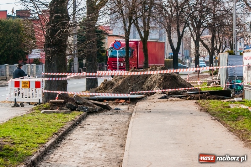 Zdjęcie w galerii na portalu naszraciborz.pl: Uwaga kierowcy! Ruszył remont ulicy Łąkowej i Kościuszki [FOTO i WIDEO] wiadomości z regionu