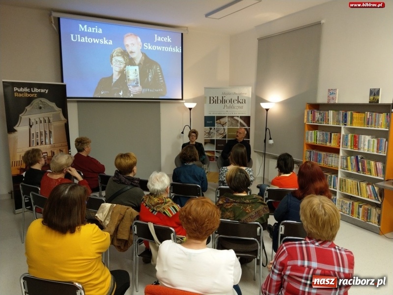 Zdjęcie w galerii na portalu naszraciborz.pl: Duet literacki Maria Ulatowska i Jacek Skowroński odwiedził Racibórz  wiadomości z regionu