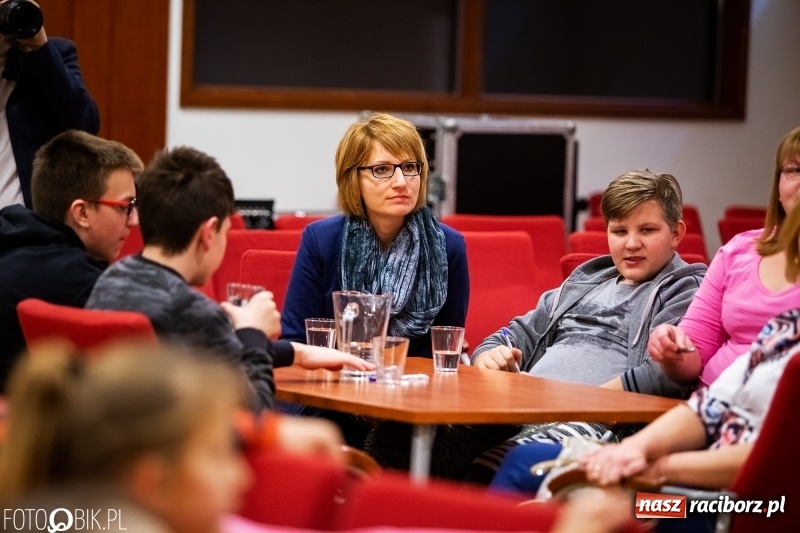 Zdjęcie w galerii na portalu naszraciborz.pl: Na tropie uprzedzeń. Warsztaty na Zamku Piastowskim wiadomości z regionu