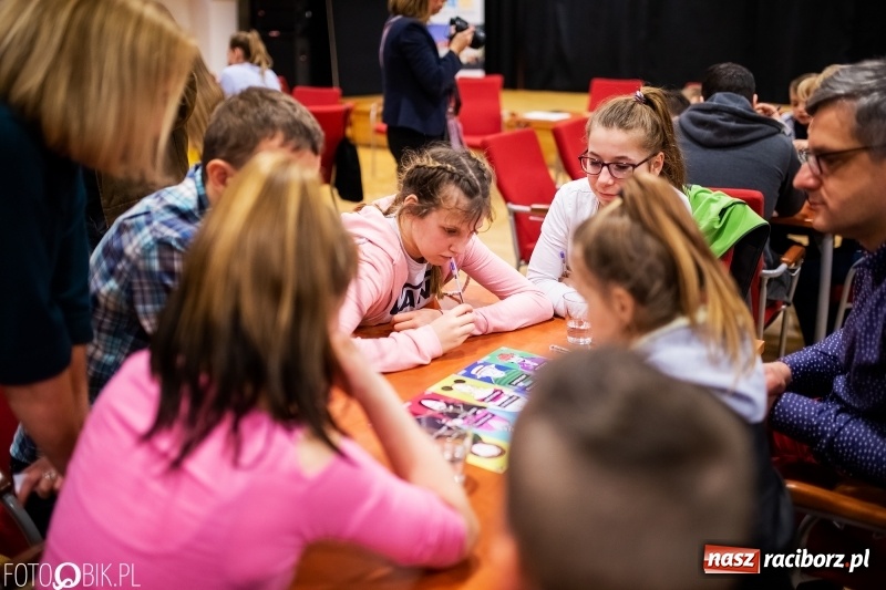 Zdjęcie w galerii na portalu naszraciborz.pl: Na tropie uprzedzeń. Warsztaty na Zamku Piastowskim wiadomości z regionu