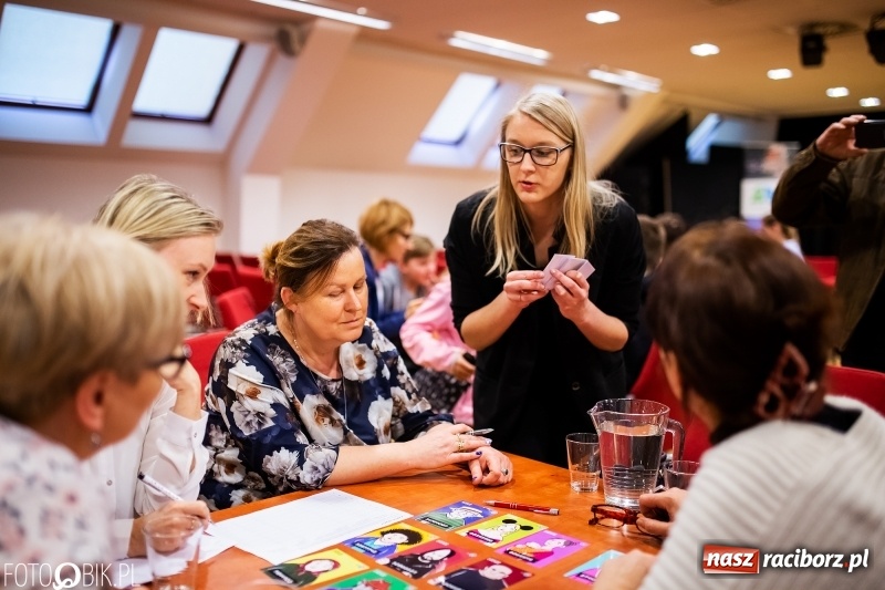 Zdjęcie w galerii na portalu naszraciborz.pl: Na tropie uprzedzeń. Warsztaty na Zamku Piastowskim wiadomości z regionu
