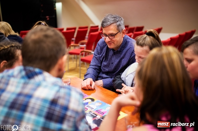 Zdjęcie w galerii na portalu naszraciborz.pl: Na tropie uprzedzeń. Warsztaty na Zamku Piastowskim wiadomości z regionu