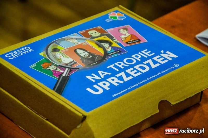 Zdjęcie w galerii na portalu naszraciborz.pl: Na tropie uprzedzeń. Warsztaty na Zamku Piastowskim wiadomości z regionu