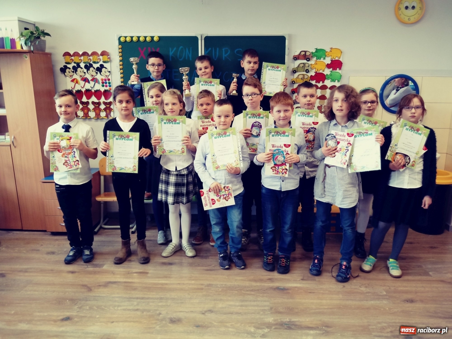 Zdjęcie w galerii na portalu naszraciborz.pl: Lubię matematykę. XIX zmagania w SP 1  wiadomości z regionu