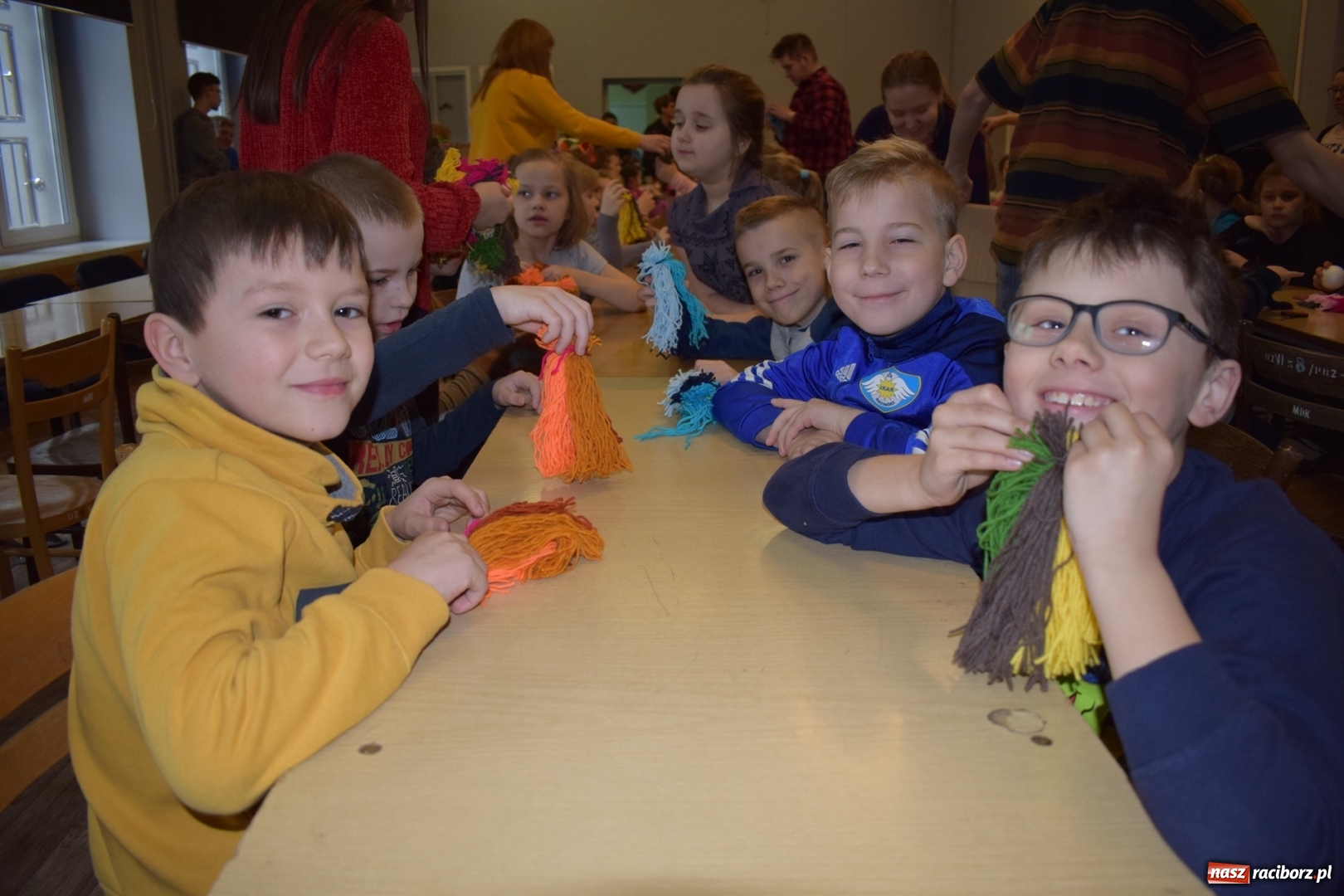 Zdjęcie w galerii na portalu naszraciborz.pl: Warsztaty plastyczne na powitanie wiosny w raciborskim MDK wiadomości z regionu