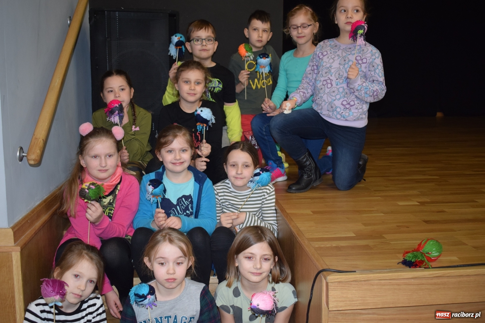 Zdjęcie w galerii na portalu naszraciborz.pl: Warsztaty plastyczne na powitanie wiosny w raciborskim MDK wiadomości z regionu