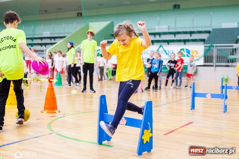 Zdjęcie w galerii na portalu naszraciborz.pl: Raciborscy przedszkolacy powitali wiosnę na sportowo wiadomości z regionu