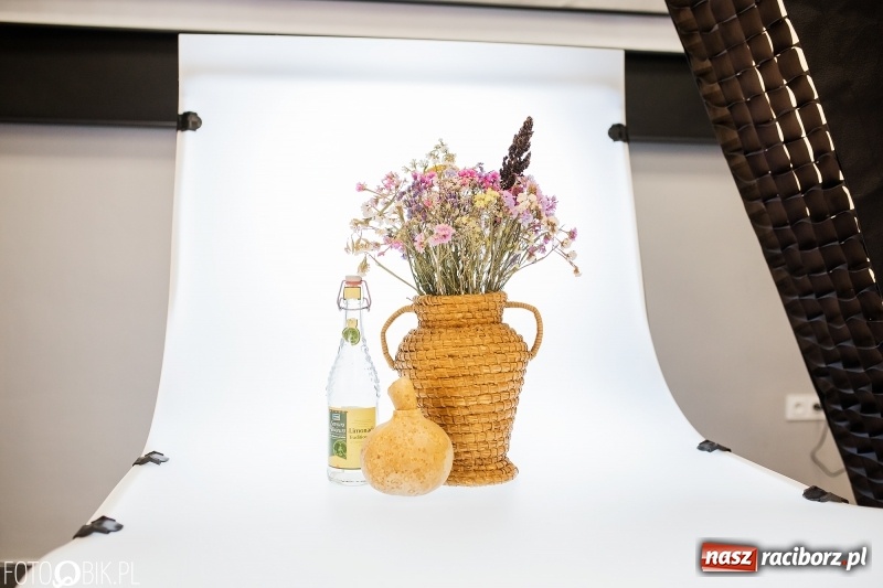 Zdjęcie w galerii na portalu naszraciborz.pl: Raciborski Ekonomik ma laboratorium reklamy wiadomości z regionu