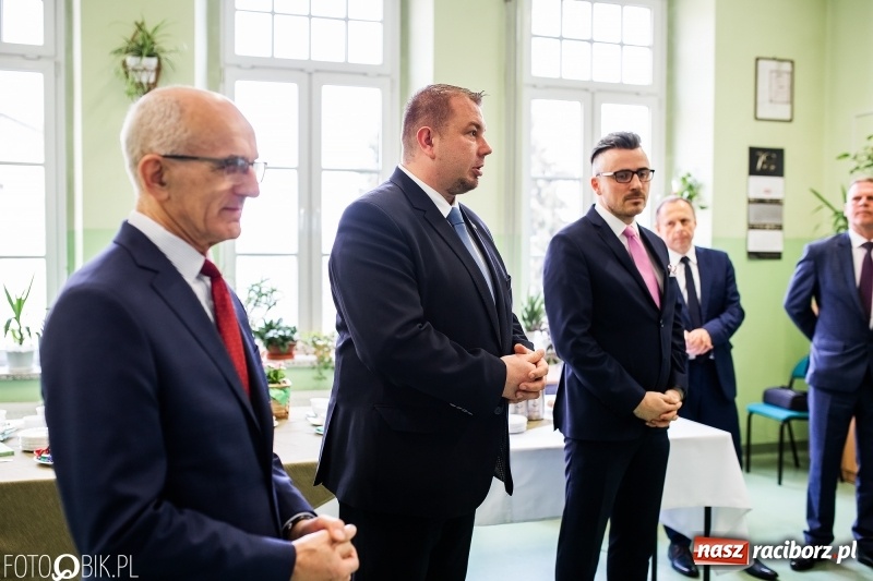 Zdjęcie w galerii na portalu naszraciborz.pl: Raciborski Ekonomik ma laboratorium reklamy wiadomości z regionu