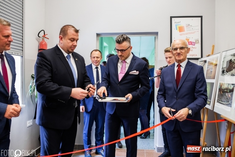 Zdjęcie w galerii na portalu naszraciborz.pl: Raciborski Ekonomik ma laboratorium reklamy wiadomości z regionu