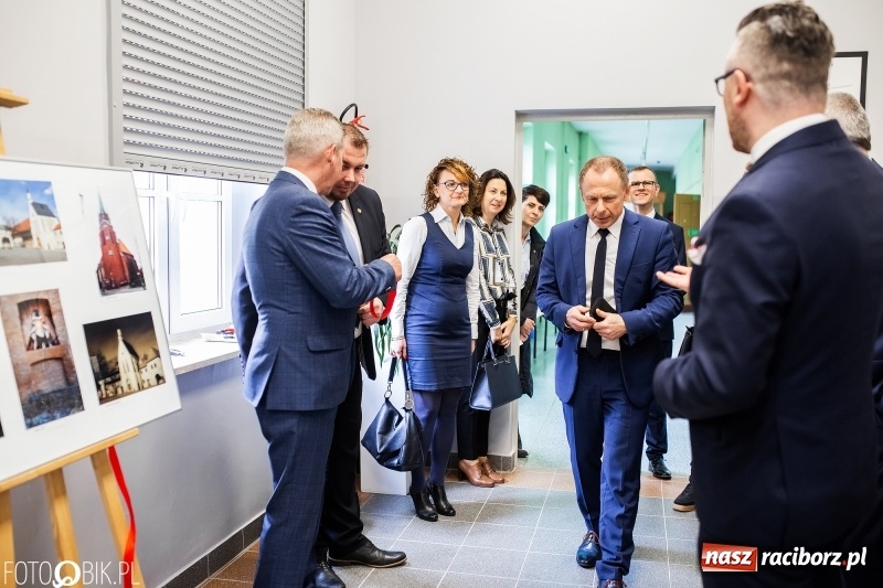 Zdjęcie w galerii na portalu naszraciborz.pl: Raciborski Ekonomik ma laboratorium reklamy wiadomości z regionu