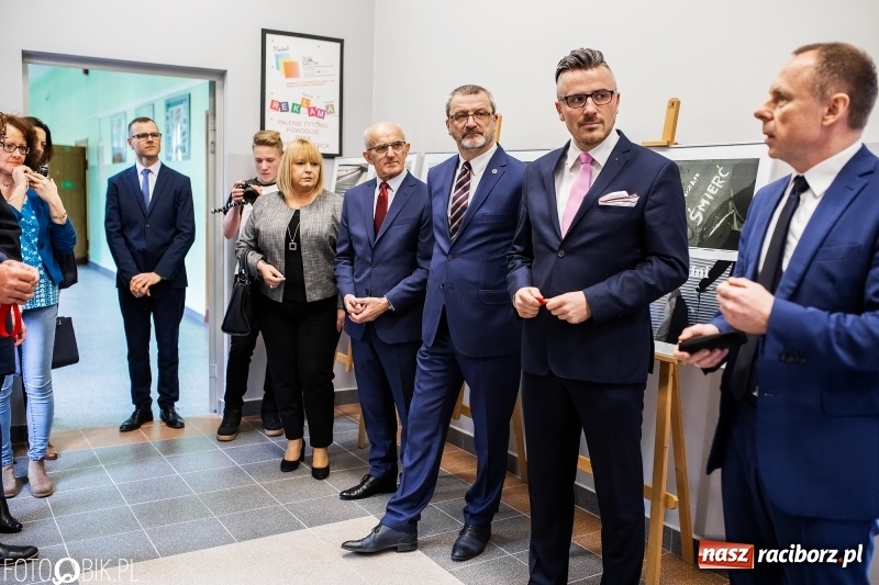 Zdjęcie w galerii na portalu naszraciborz.pl: Raciborski Ekonomik ma laboratorium reklamy wiadomości z regionu