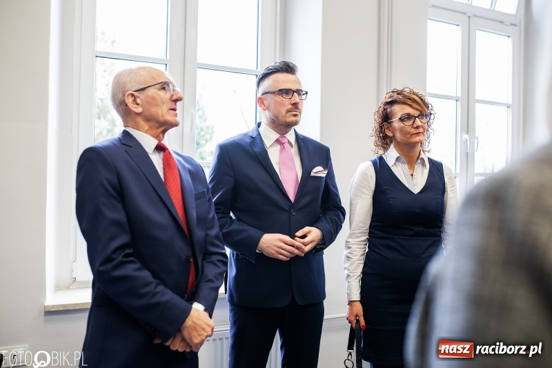 Zdjęcie w galerii na portalu naszraciborz.pl: Raciborski Ekonomik ma laboratorium reklamy wiadomości z regionu