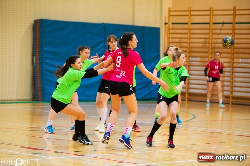 Zdjęcie w galerii na portalu naszraciborz.pl: W starciu Startów lepszy ten z Pietrowic wiadomości z regionu