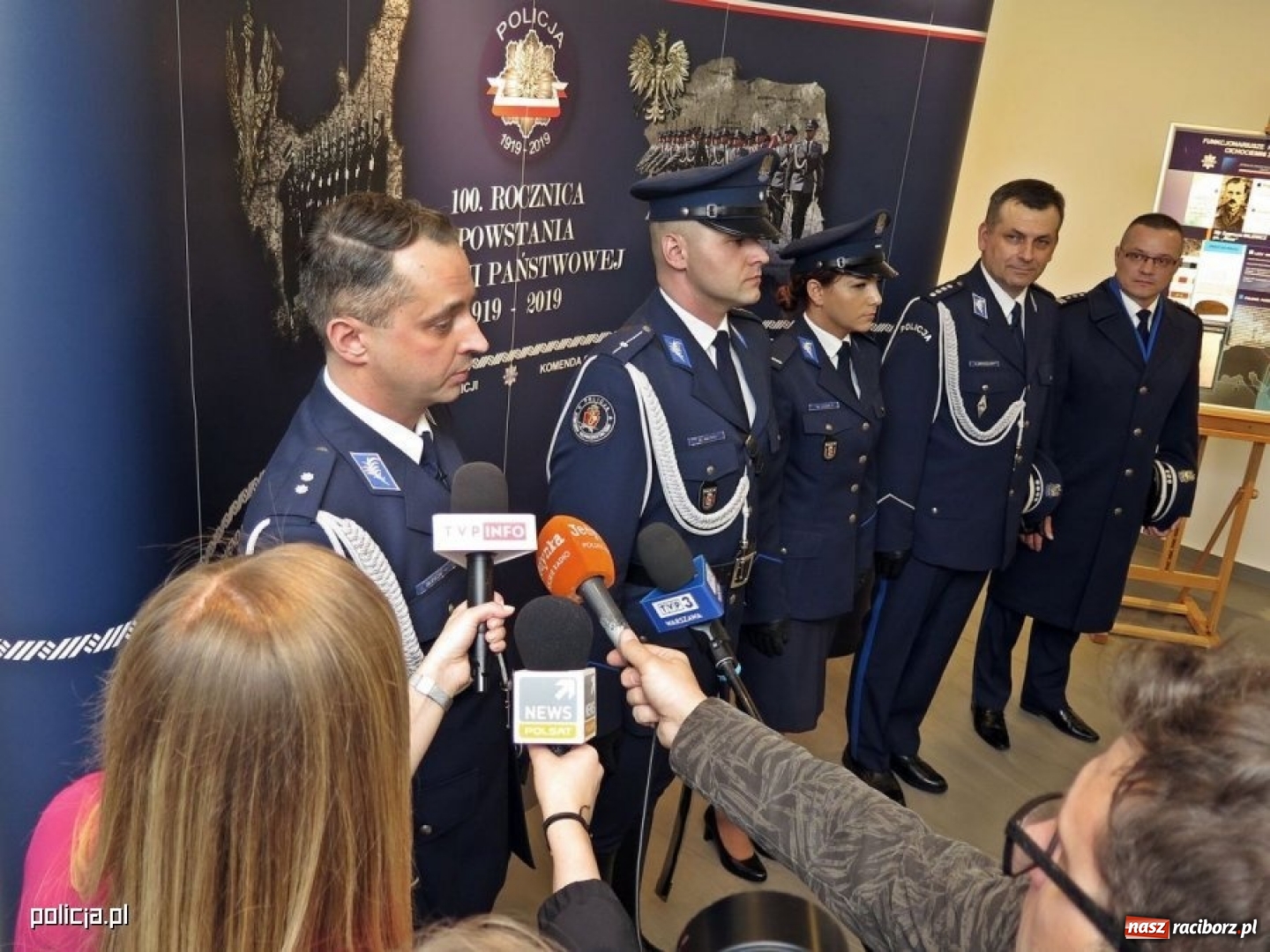 Zdjęcie w galerii na portalu naszraciborz.pl: Nowe mundury na 100-lecie policji [FOTO]  wiadomości z regionu