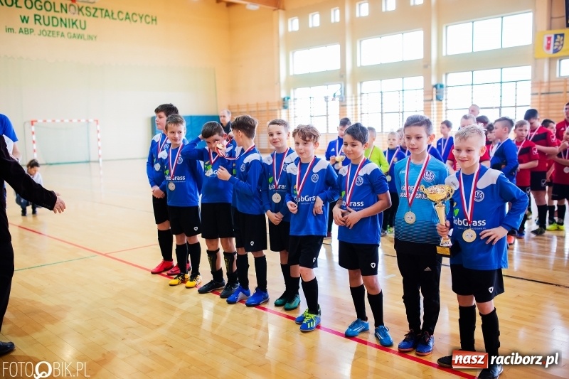 Zdjęcie w galerii na portalu naszraciborz.pl: Orliki LKS Markowice zdominowały zimową ligę w Rudniku wiadomości z regionu