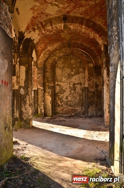 Zdjęcie w galerii na portalu naszraciborz.pl: Polish Paranormal TV na tropie duchów w Sławikowie  wiadomości z regionu