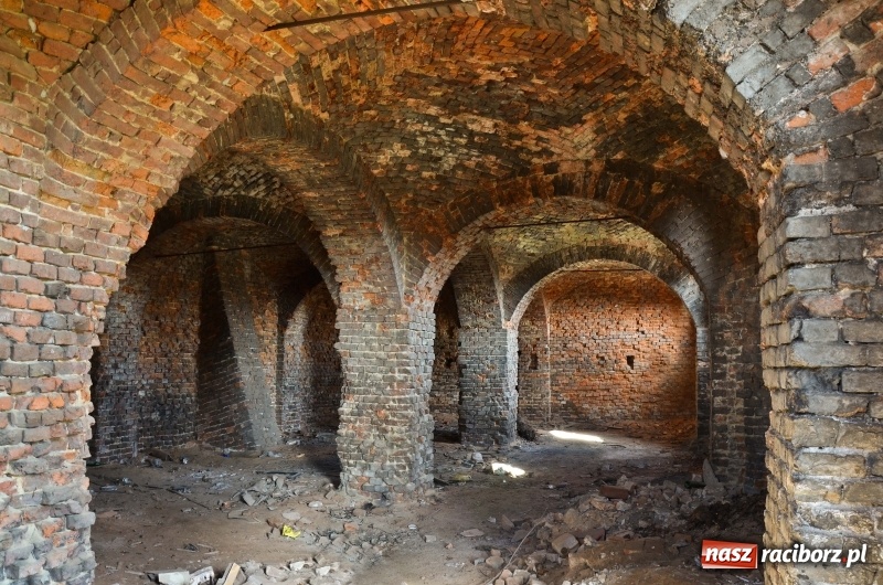 Zdjęcie w galerii na portalu naszraciborz.pl: Polish Paranormal TV na tropie duchów w Sławikowie  wiadomości z regionu