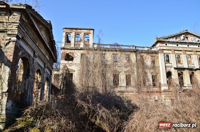 Zdjęcie w galerii na portalu naszraciborz.pl: Polish Paranormal TV na tropie duchów w Sławikowie  wiadomości z regionu