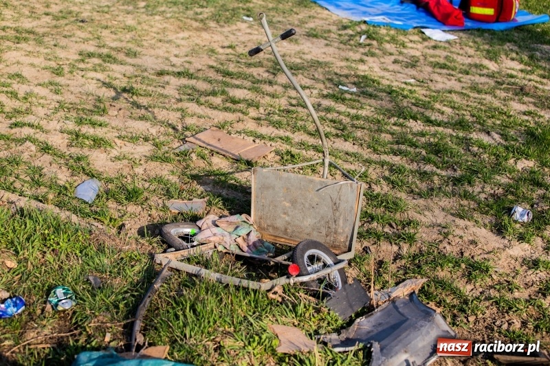 Zdjęcie w galerii na portalu naszraciborz.pl: Pilny komunikat policji w związku z wypadkiem na DW 917  wiadomości z regionu